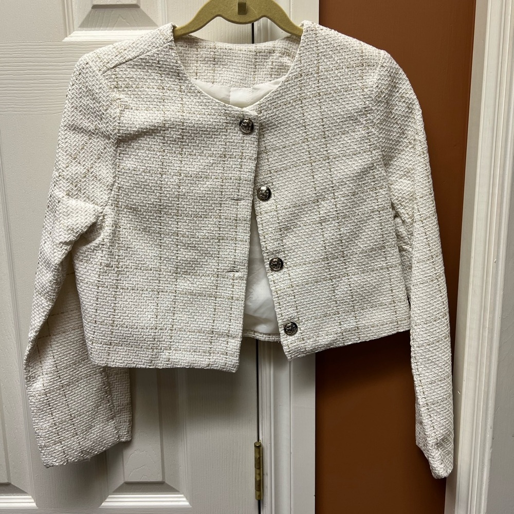 Elegant White Tweed Jacket